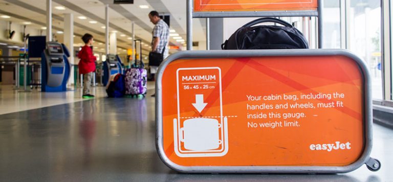 EasyJet hand and checked luggage rules — Flightradars24.co.uk