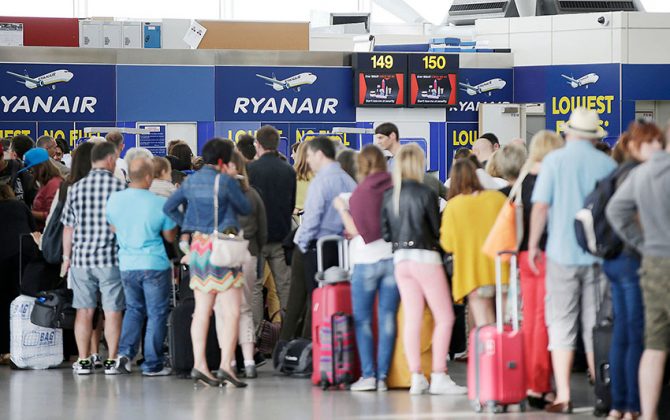 ryanair check in baggage at airport