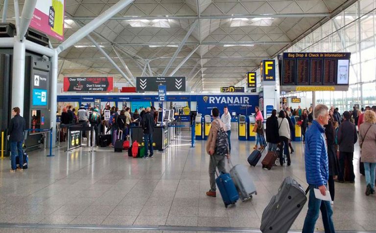 Stansted Departures guide - Check Your Flight Status Here