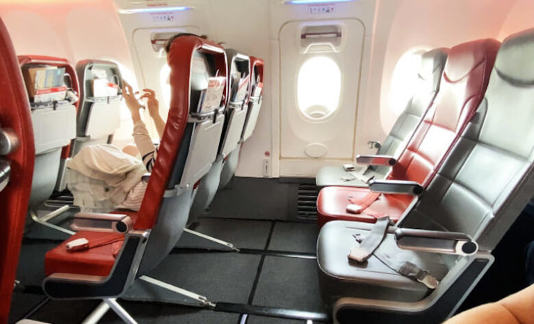 Jet2 Seating Plan - Flightradars24.co.uk