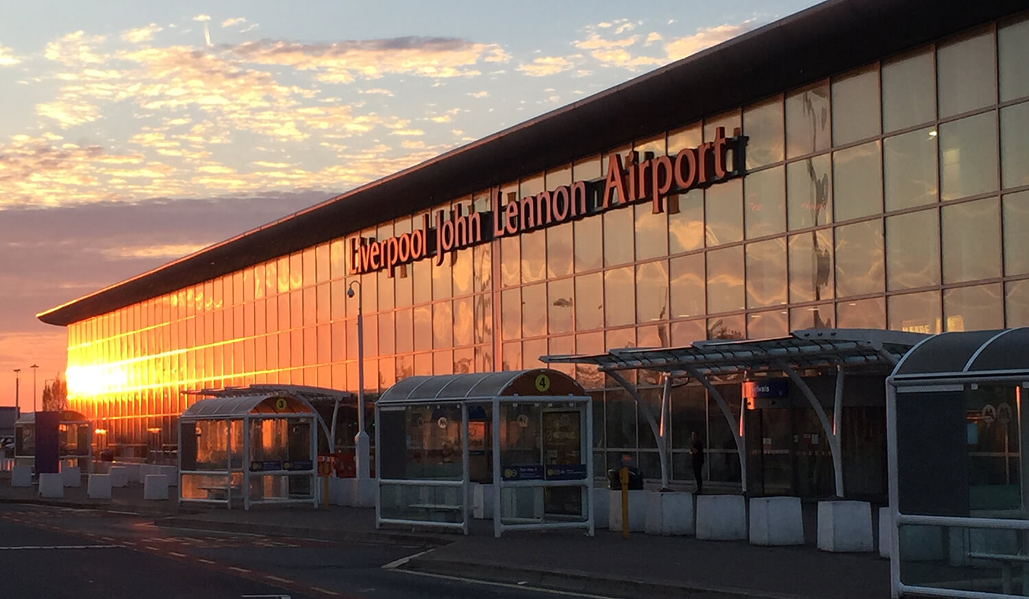 liverpool john lennon airport