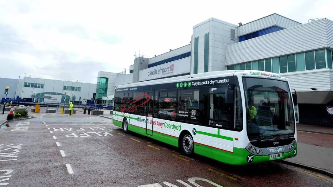 Cardiff Airport Bus