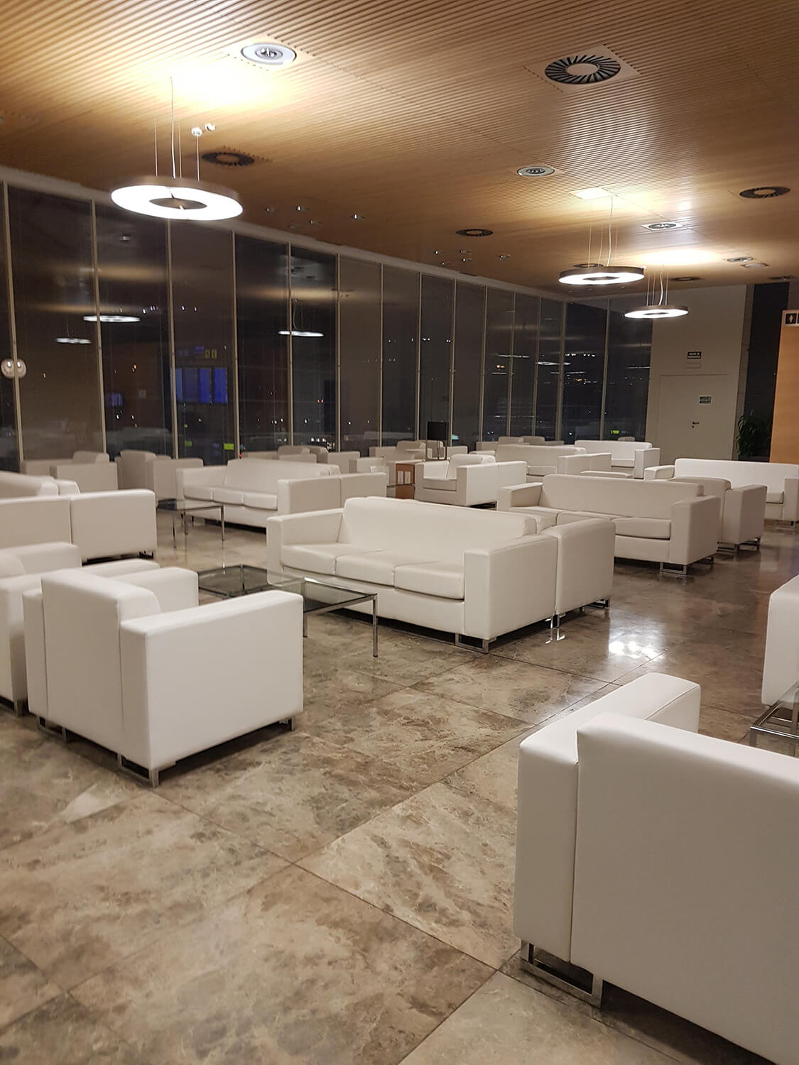 Alicante Airport Lounge